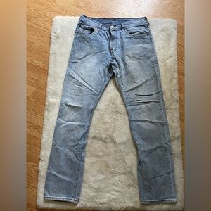 Levi’s 501 light wash button fly